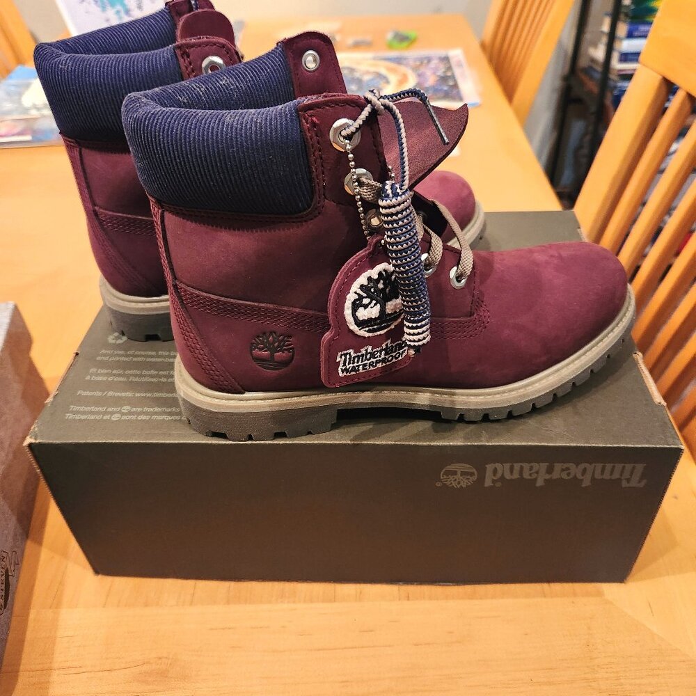 Woman's Timberland Boots